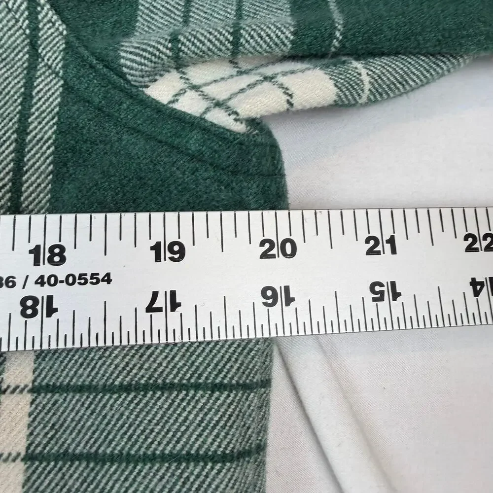 The North Face Green Plaid Flannel Shirt Mens M
